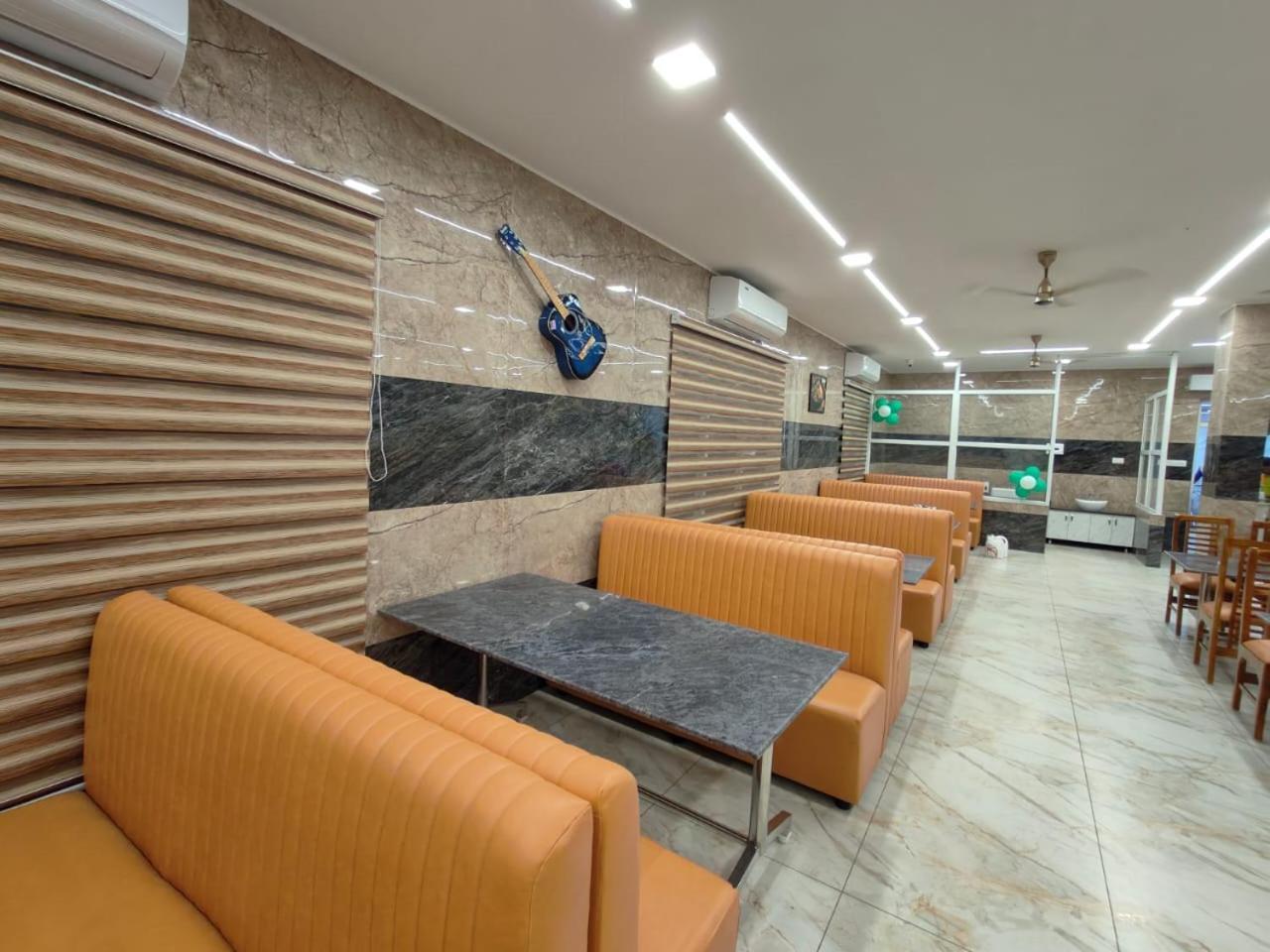 Grand Sangeetham Inn Tiruchchendūr Kültér fotó